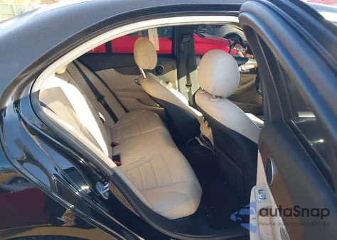 2020 Mercedes-Benz C 300 4Matic z USA, uszkodzony, nr VIN WDDWF8EB3LR551448